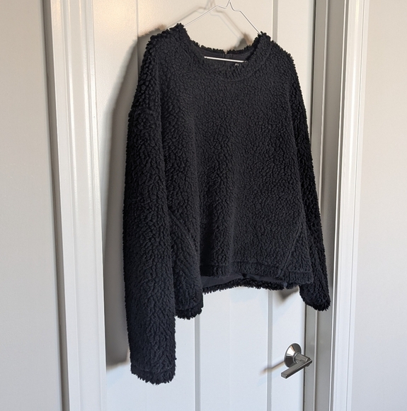 Lululemon Wool Whenever Crewneck Pullover - Black sz 8 - Picture 2 of 6